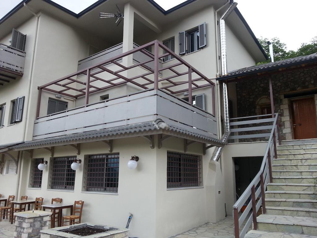 To Greki Hotel Livartzi Ngoại thất bức ảnh