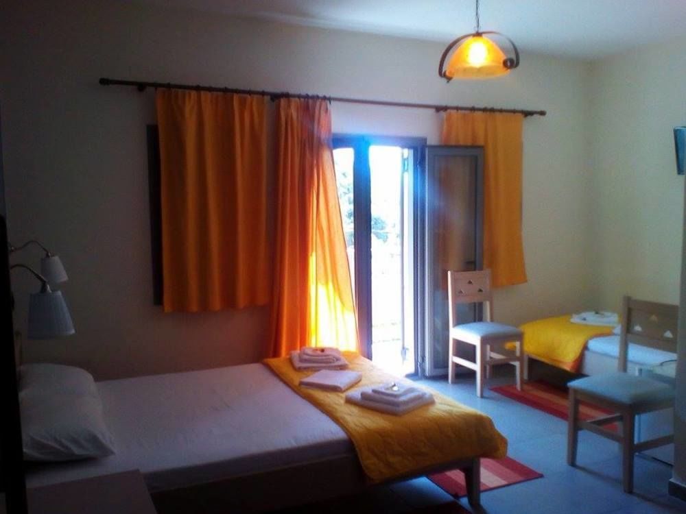 To Greki Hotel Livartzi Ngoại thất bức ảnh
